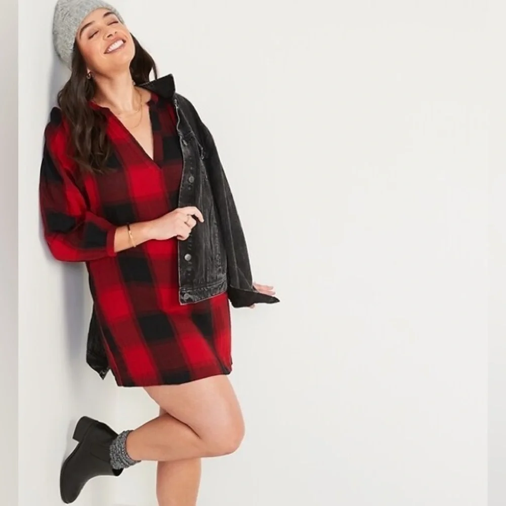 NWT! Red/Black Plaid Long-Sleeve Plaid Mini Swing Dress - Multiple Sizes💛